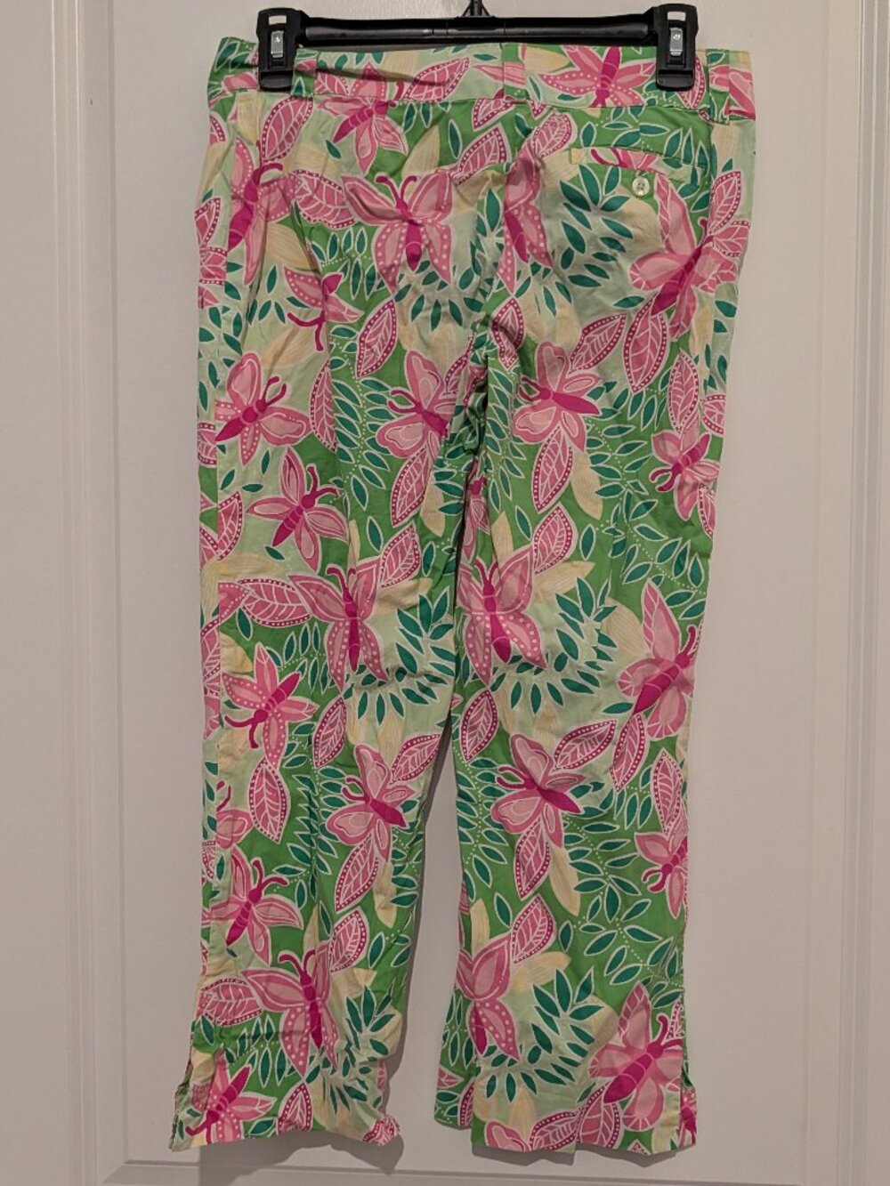VINTAGE Lilly Pulitzer Butterfly Flare Crop Pants — Green/Pink, Size 2, - Picture 2 of 3